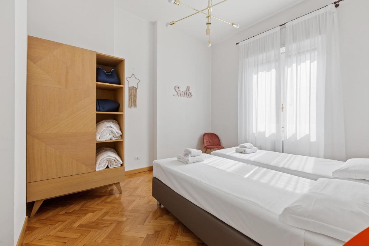 Roomy Duomo&san Babila Milano
